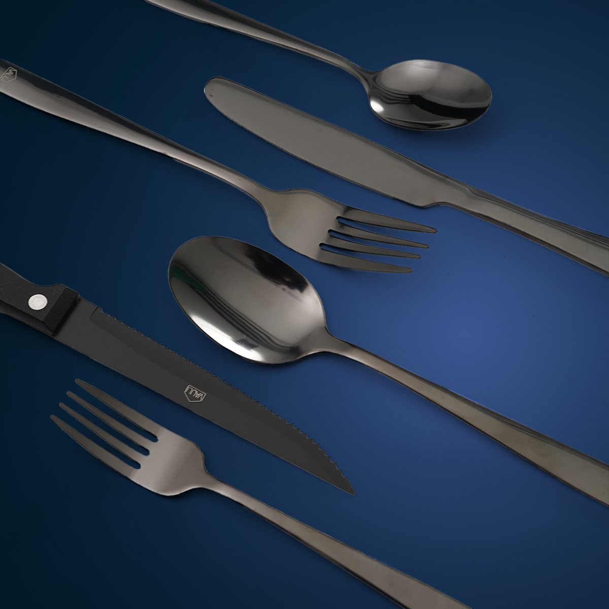Set de Cubiertos VAULI negro mate - Set Renueva y Decora tu Cocina