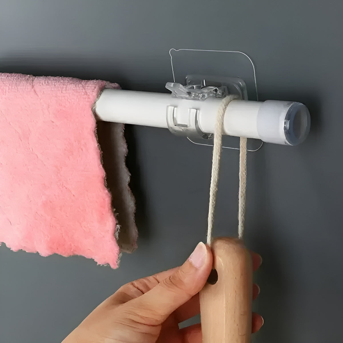Soporte Autoadhesivo para Cortinas (Pack de 10) – Presentación del producto – Comprar en NQLN Store