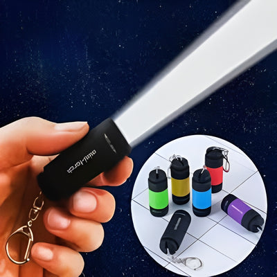 Mini linterna LED recargable tipo llavero